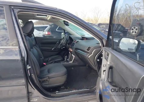 2016 Subaru Forester 2.0Xt Touring z USA, uszkodzony, nr VIN JF2SJGVC1GH464977